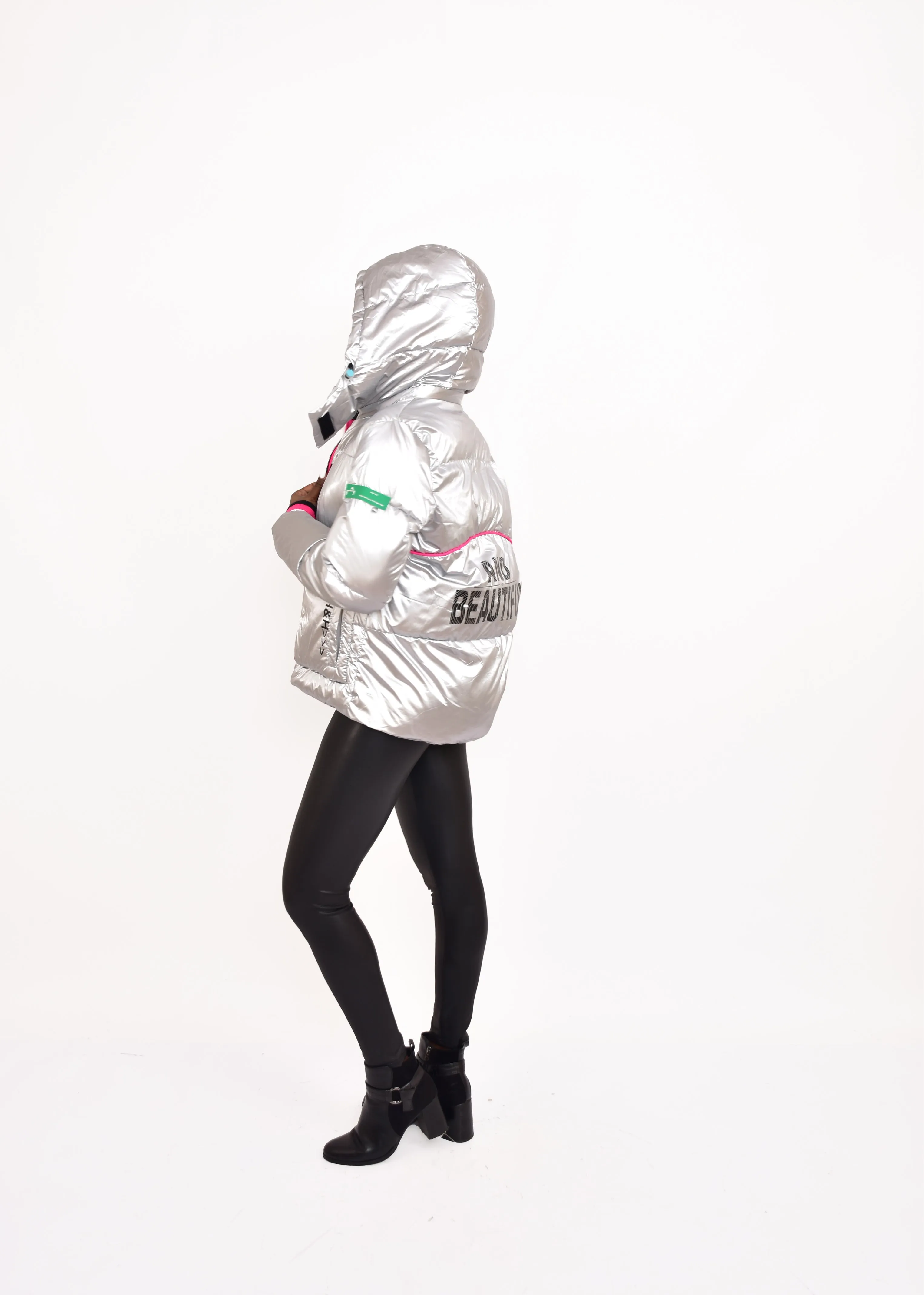 CAZADORA UNDOR-PLATA