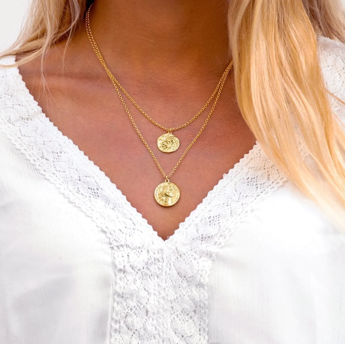 Colar Lion Medallion Gold
