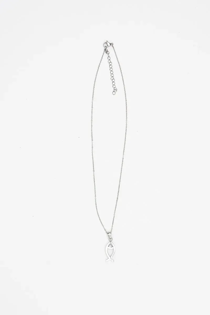 Collar en aleación sostenible y Circonio con colgante pez
