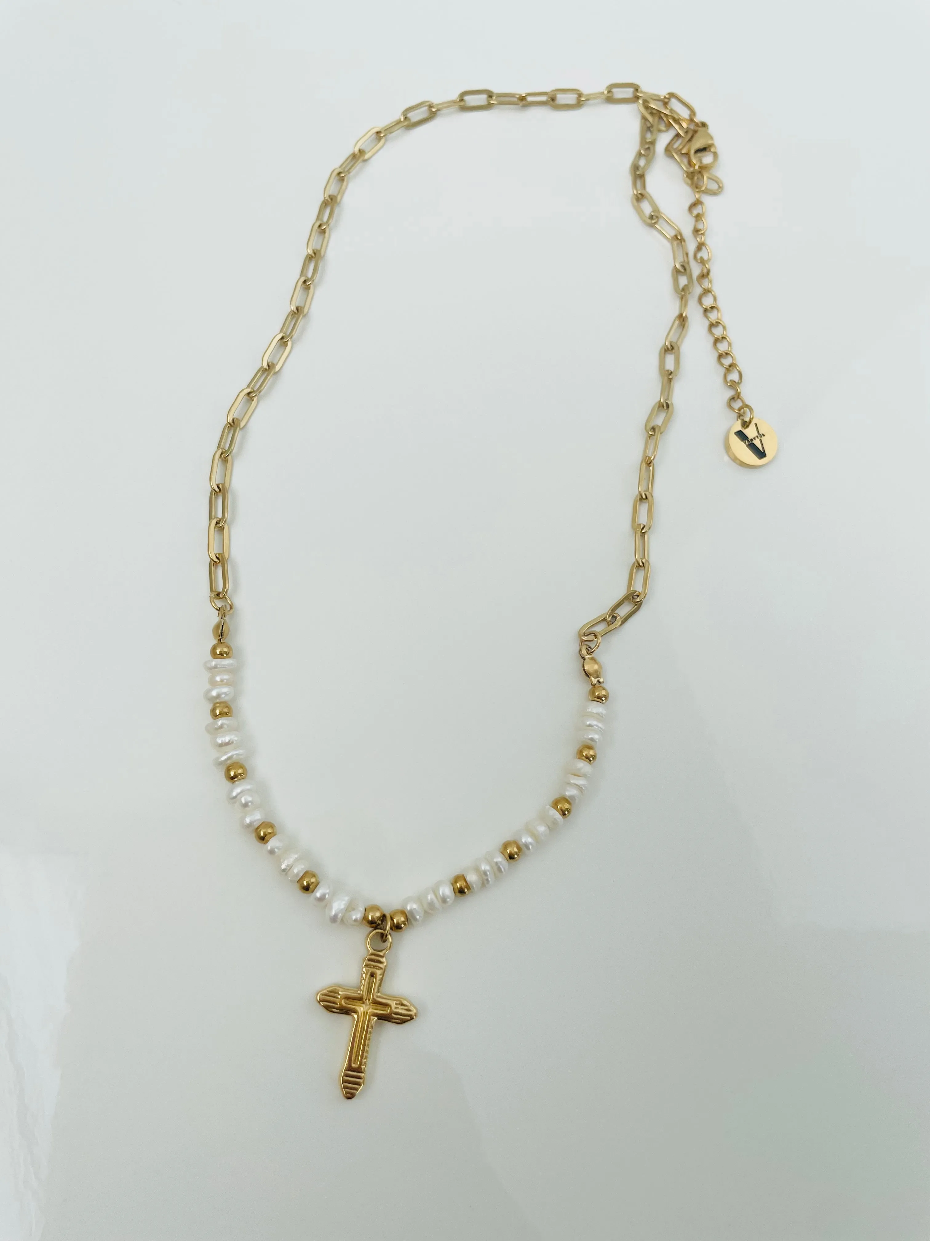 Crucecita Pearl Necklace 18”, Pearl & Stainless Steel