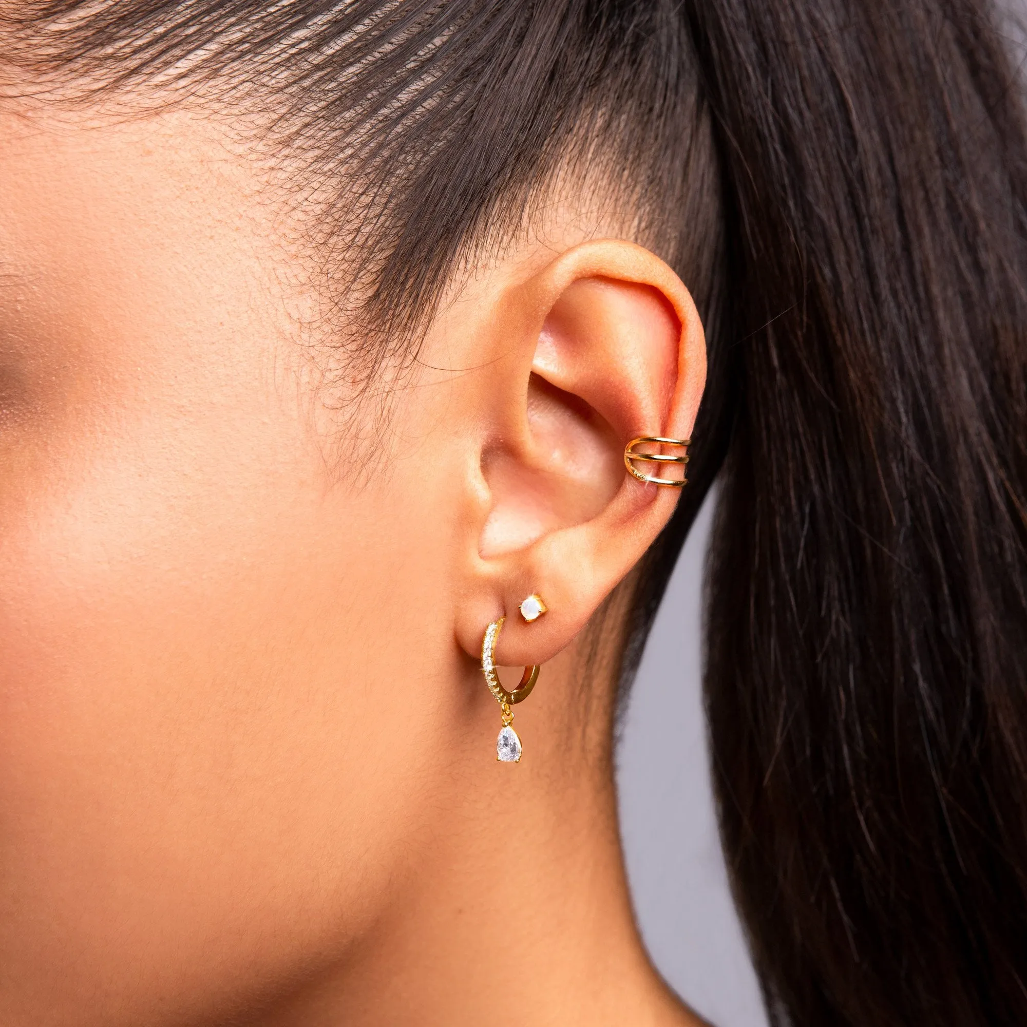 Fara Spark Gold Earrings