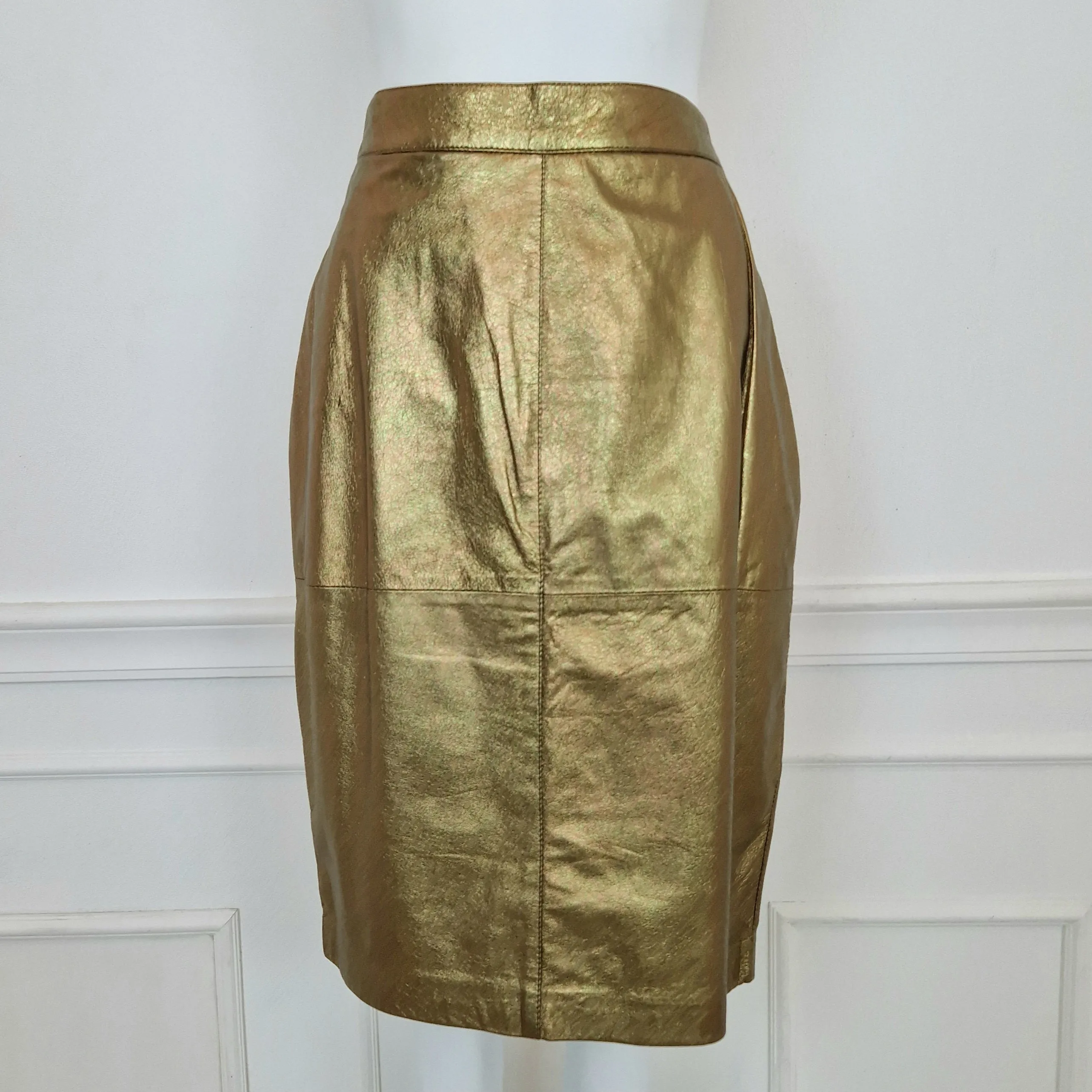 Gonna vintage in pelle oro