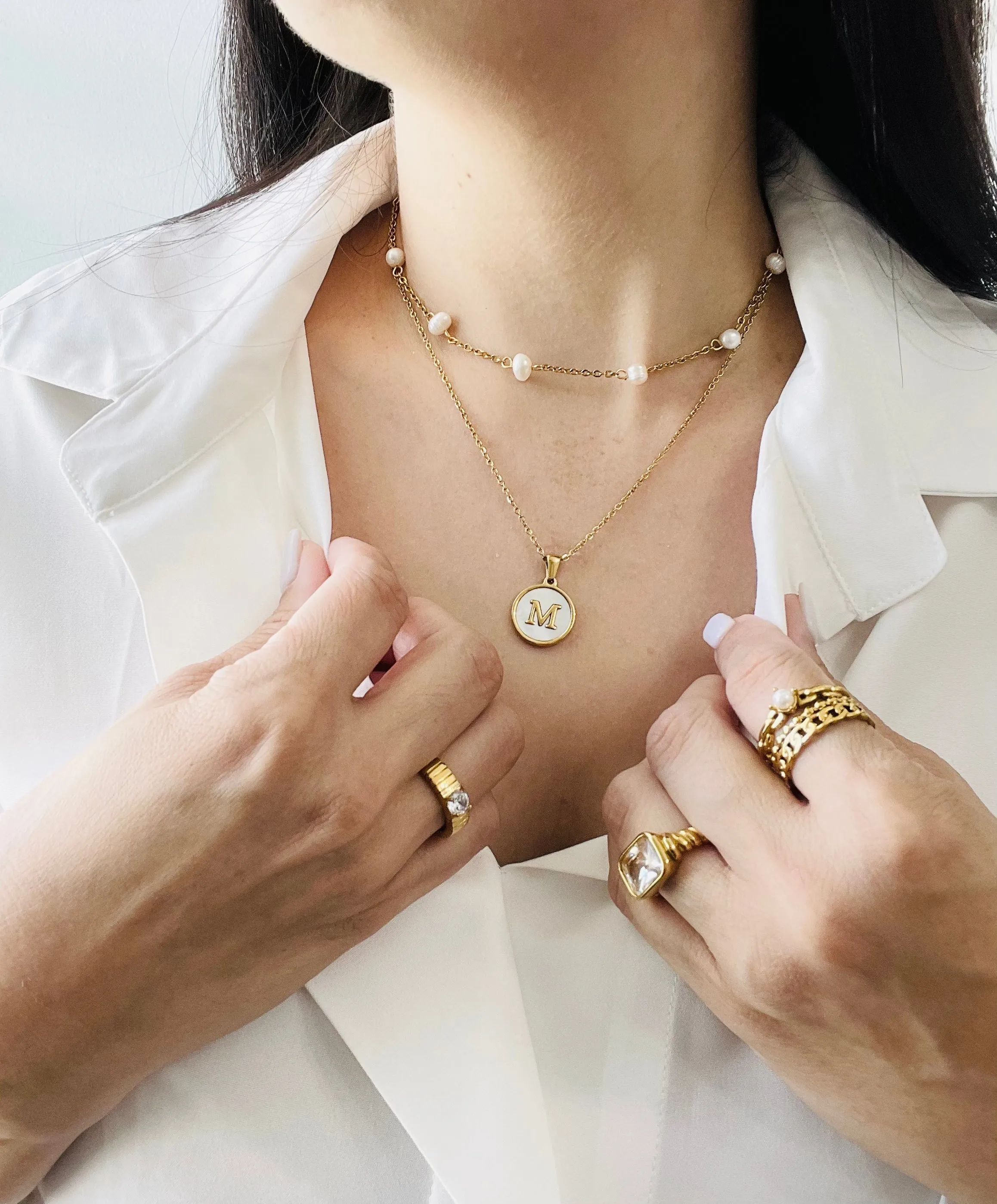 INITIAL LETTER NECKLACE